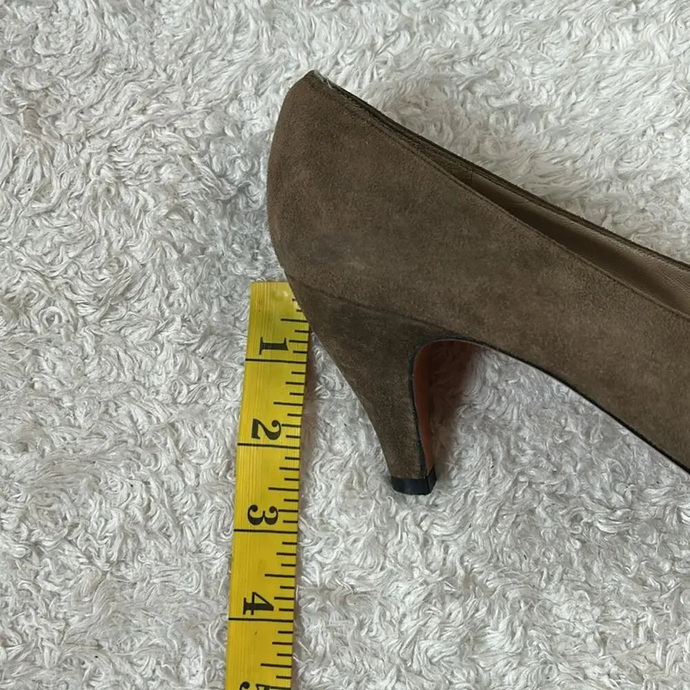 Salvatore Ferragamo Brown Suede‎ Leather Pumps Heels Italy, 6.5 AA Narrow